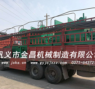 <b>2LTC6109/8T梯形跳汰機(jī)組發(fā)往陜西用于砂石廠選金</b>